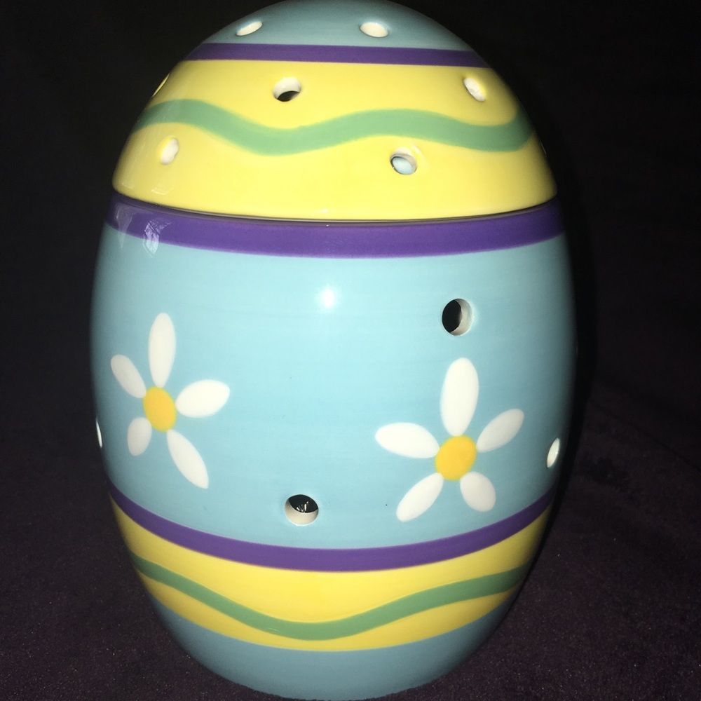 Scentsy Easter egg